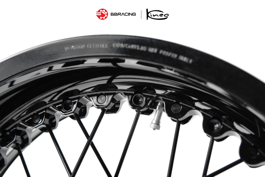Mâm Kineo Triumph Bonneville T120 18 Inch - Sau 5.00 x 17 - Đen