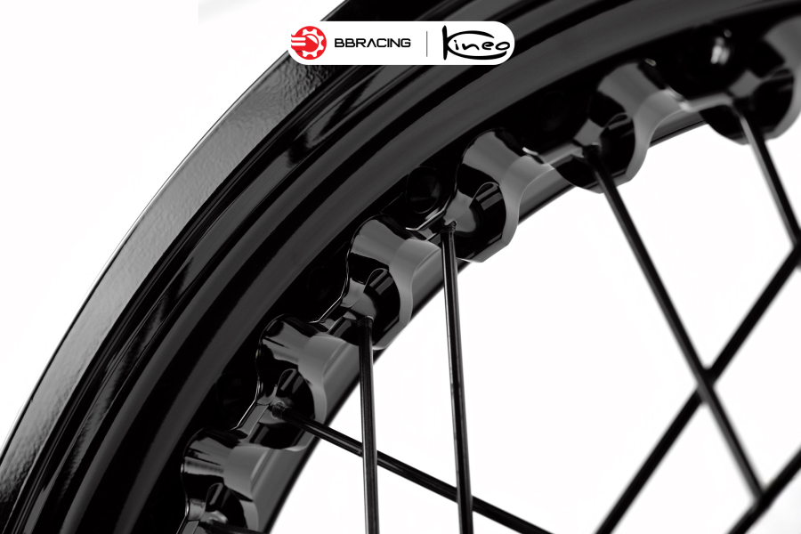 Mâm Kineo Triumph Bonneville T120 18 Inch - Sau 5.00 x 17 - Đen