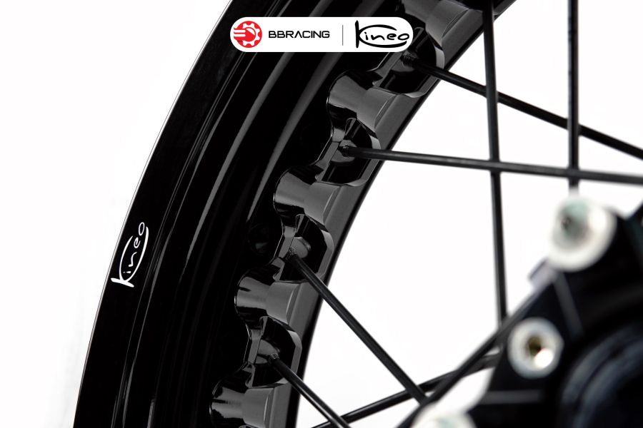 Mâm Kineo Triumph Bonneville T120 18 Inch - Sau 4.25 x 17 - Đen