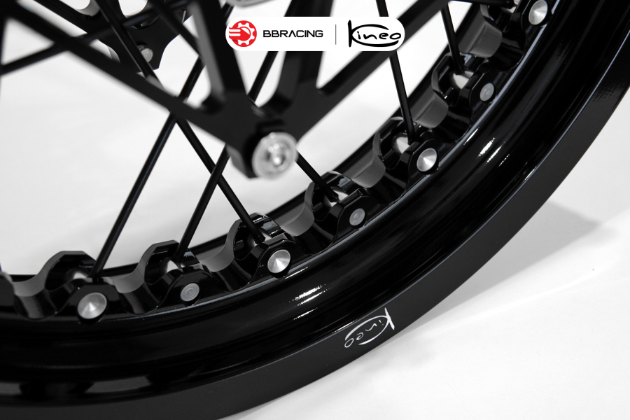 Mâm Kineo Triumph Street Scrambler - Đen Nhám - Bạc