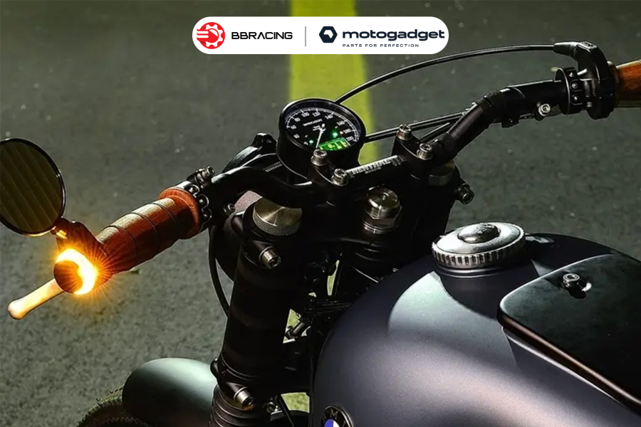 Đồng Hồ Motogadget Chronoclassic Green LCD 