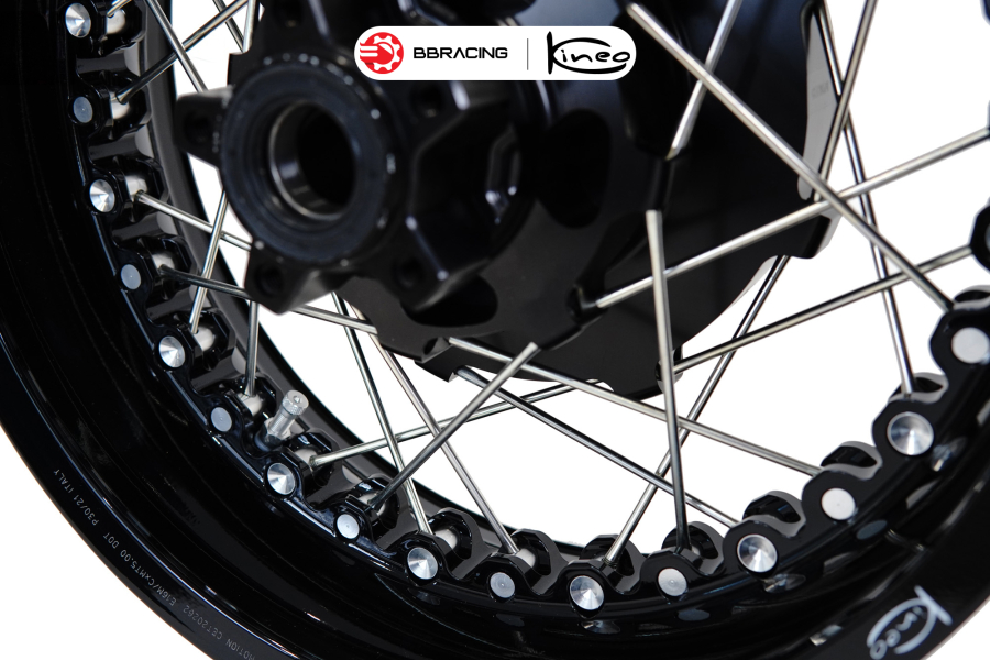 Mâm Kineo BMW R18 - Đen & Bạc