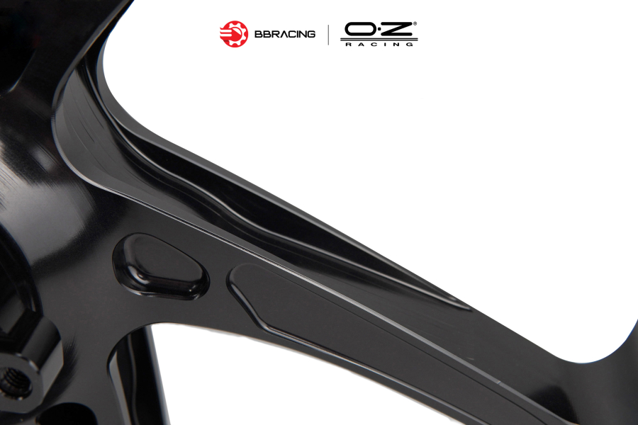 Mâm OZ Racing Ducati Hypermotard 950 2019-21 - Đen